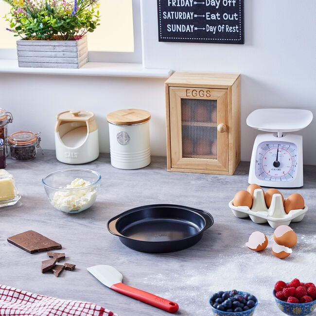 Bakers Select Round Cake Tin 8"